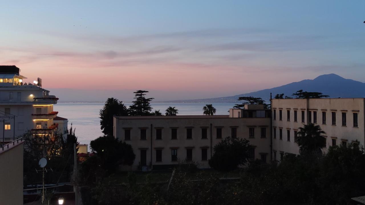 The Literary House Apartamento Sorrento Exterior foto